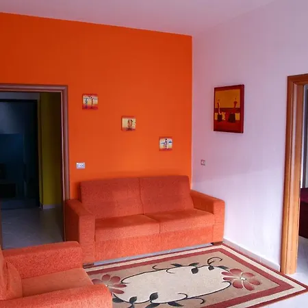 Apartments Globus Apartman