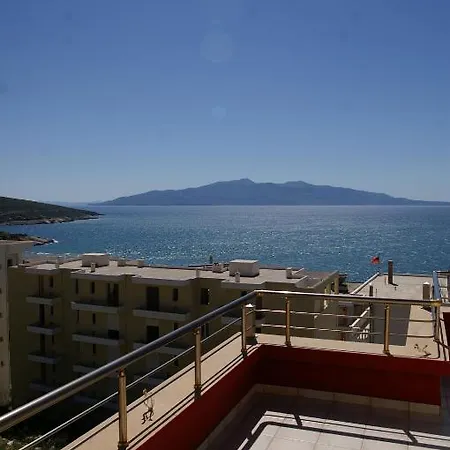 Apartments Globus Apartman