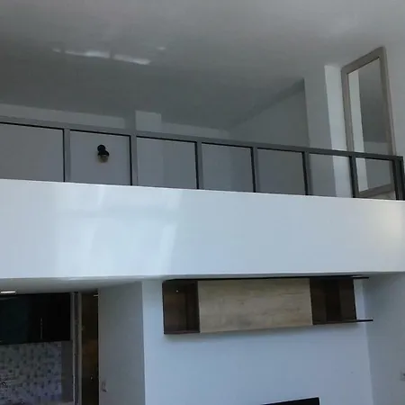 Apartments Globus Apartman