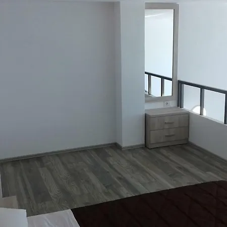 Apartments Globus Apartman